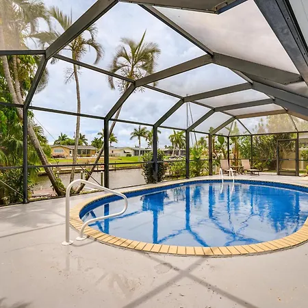 Cape Coral Retreat With Lanai And Boat Dock On Canal!